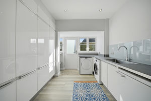 Utility room- click for photo gallery